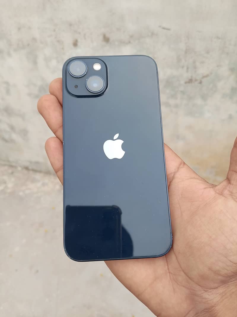 Apple iPhone 13 6