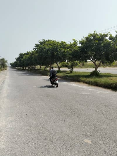 7 MARLA (30*60), 80 FT ROAD, CORNER PLOT FOR SALE