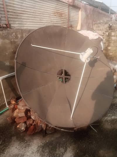 6ft dish Antenna + Digital Wifi HD Receiver