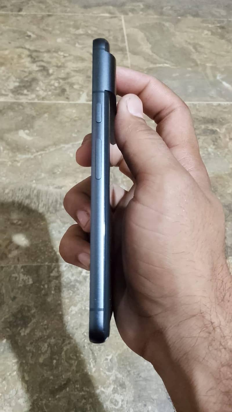 Google Pixel 8 2