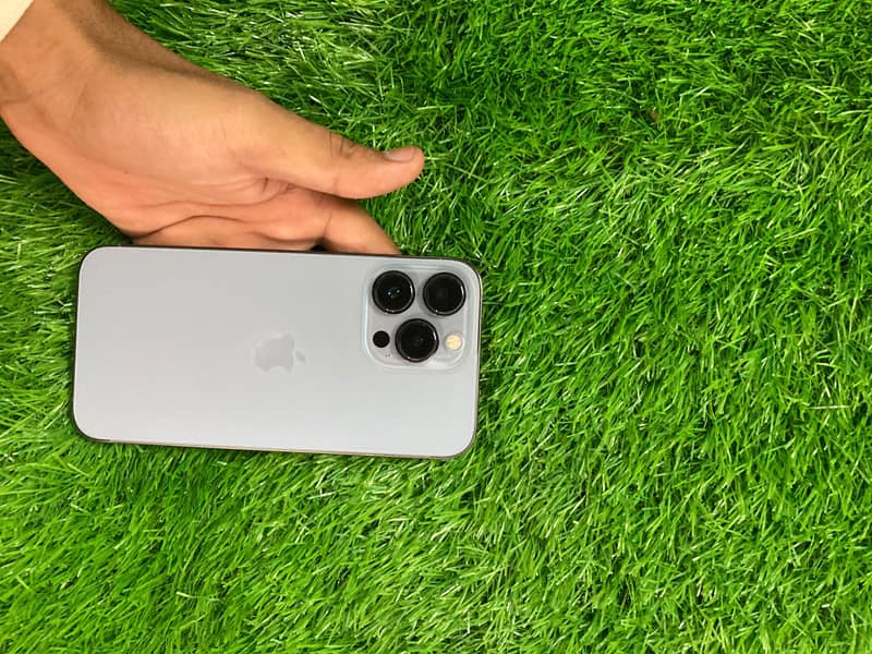 Apple iPhone 13 Pro 5