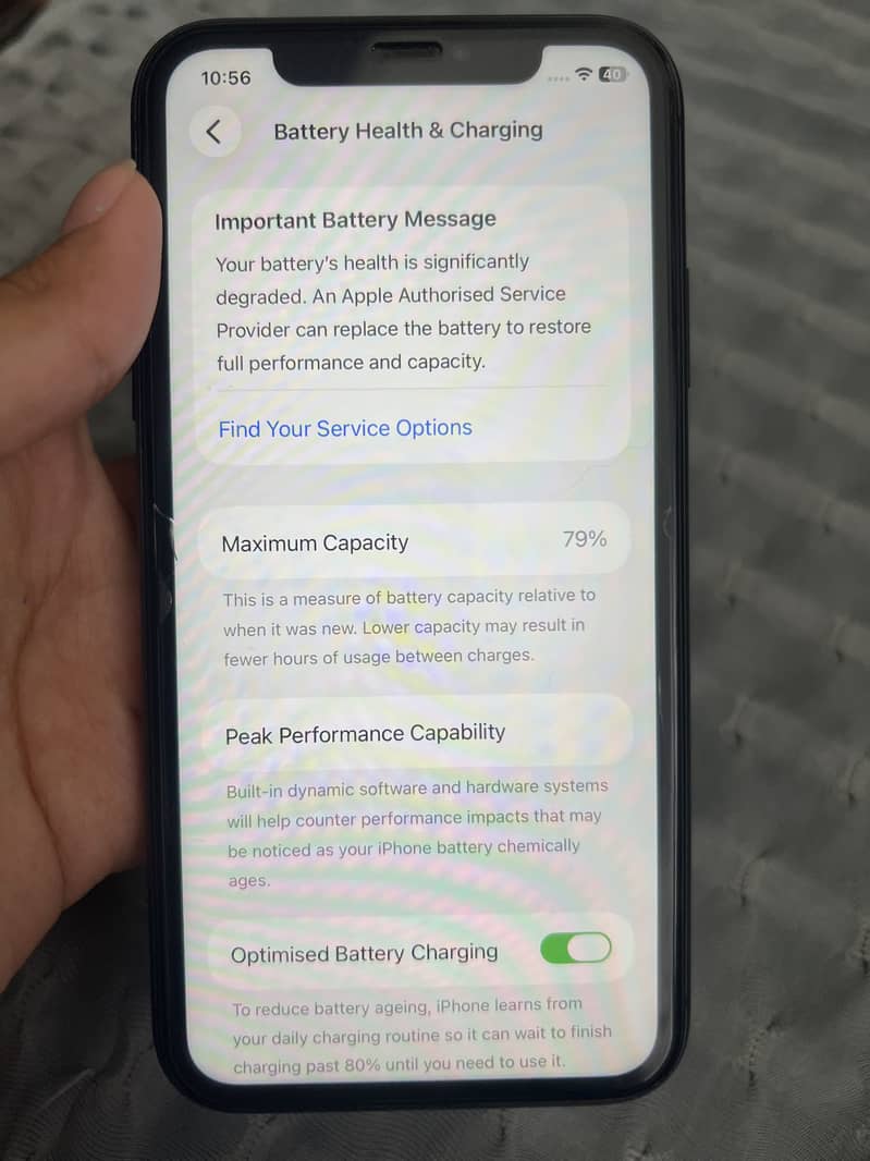 Apple iPhone 11 4