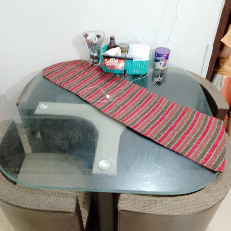 dining table 4 seater 9