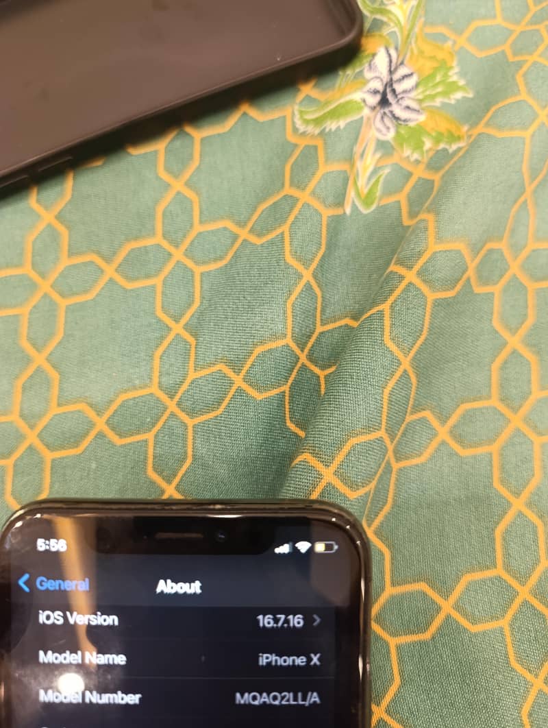 Apple iPhone X 7