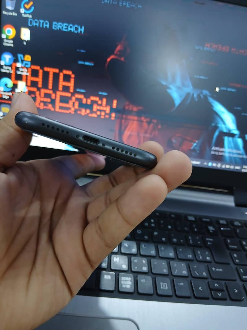 Apple iPhone 11 2