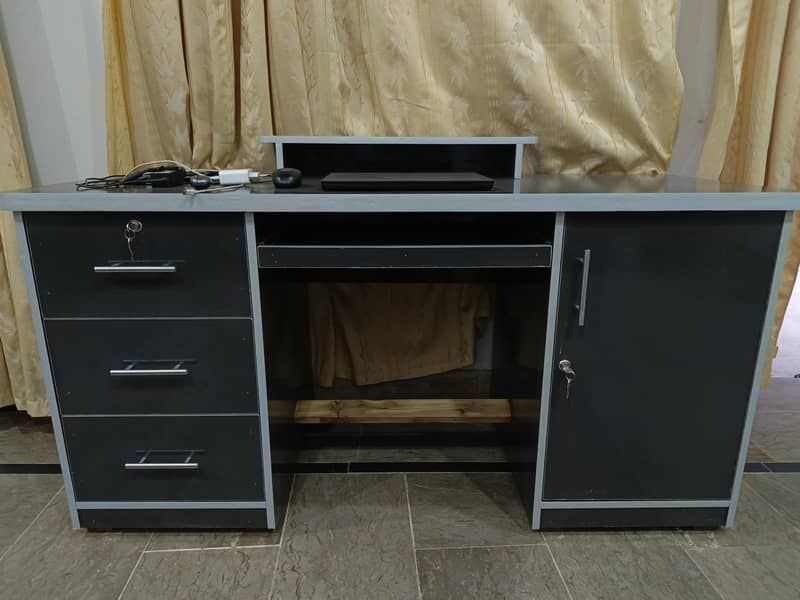 Modern Computer Table | PC Gaming & Office Work 1