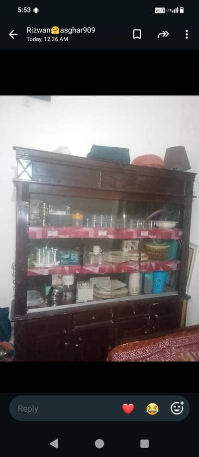 king bed. 12000. bartno wali almari7000. Ki Hy jis ko chaiy rabta Kary