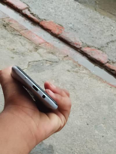 Infinix Hot 11 Play