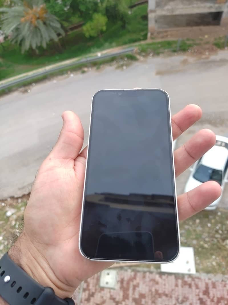 Apple iPhone 14 7