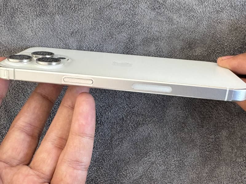 Apple iPhone 15 Pro Max bypass 5