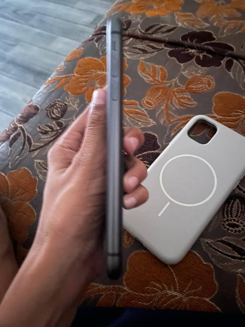 Apple iPhone 11 1