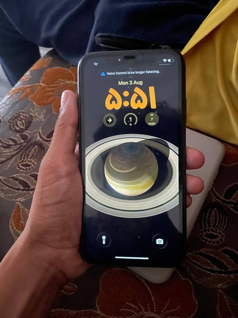 Apple iPhone 11 4