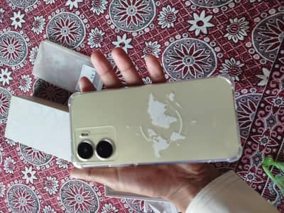 Vivo Y16.