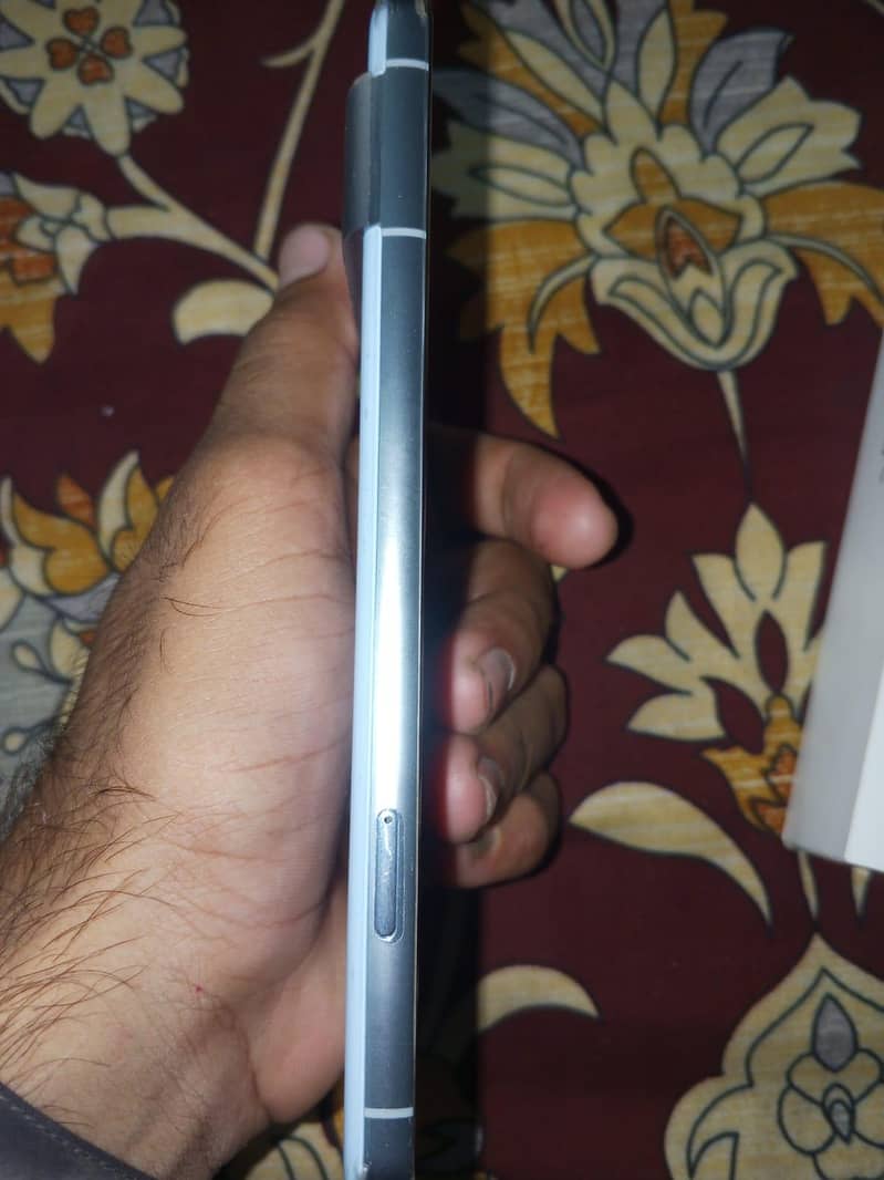 Google Pixel 8 Pro 5