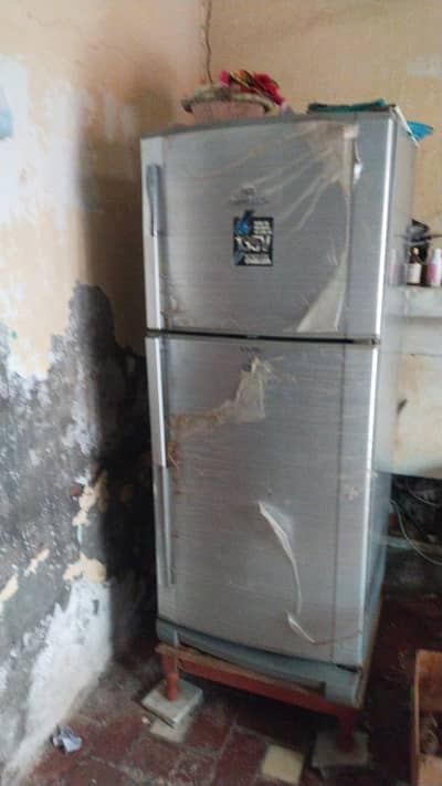 Dawlance freezer