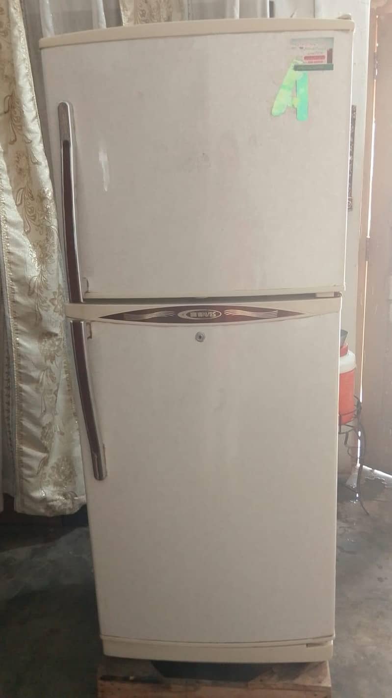 Refrigerator 0