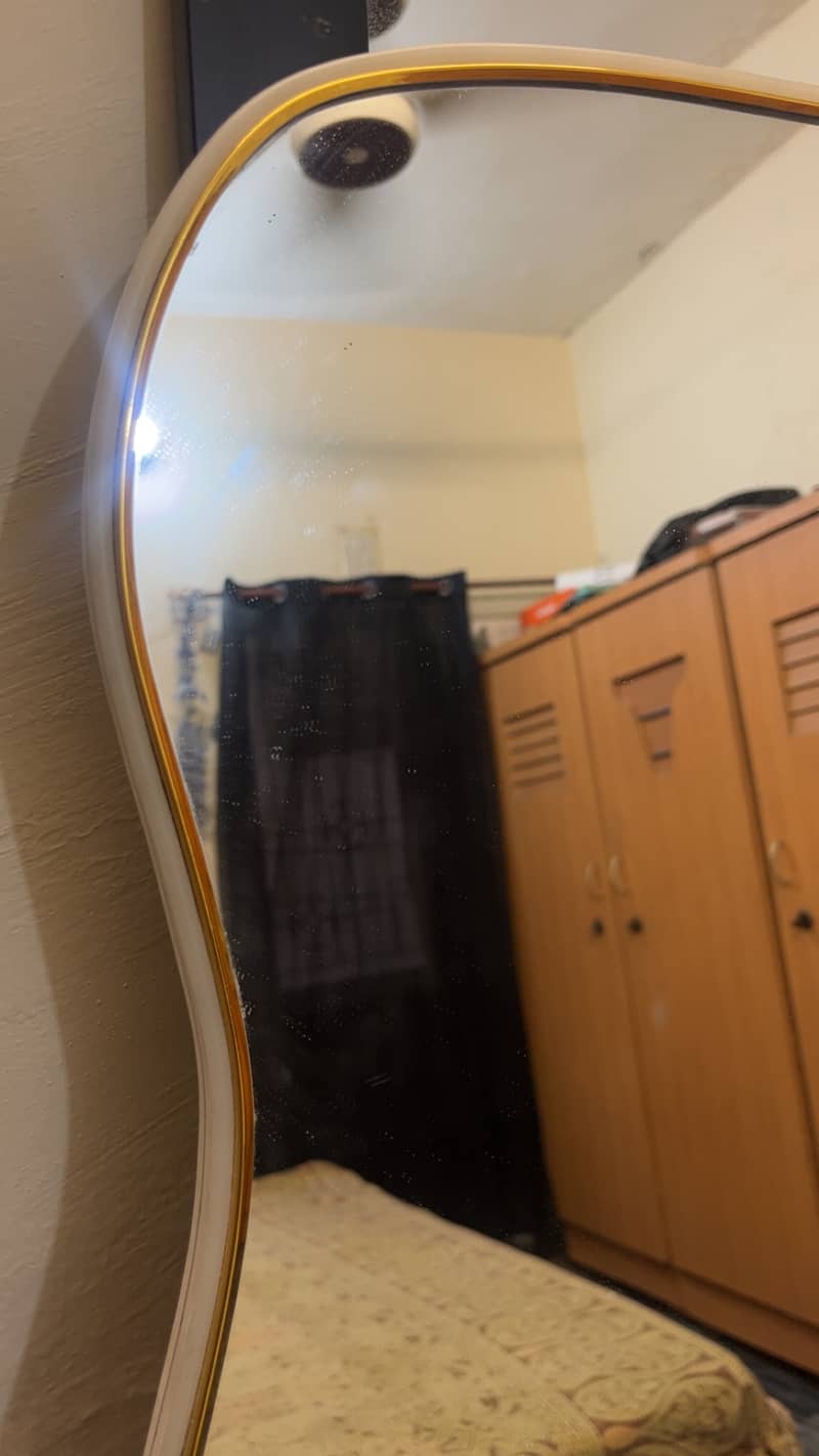 Looking Mirror 3