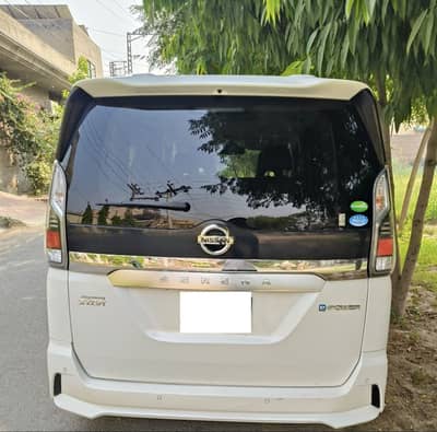 Nissan Serena 2019
