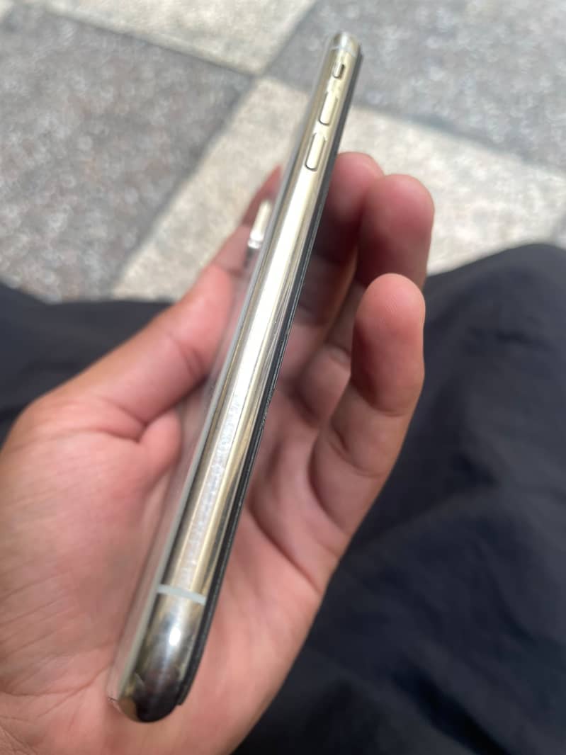 Iphone x 4