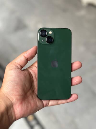 iPhone 13