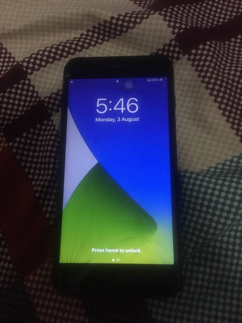 Apple iPhone 7 Plus 2