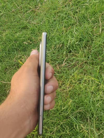 OPPO Reno 10 12/512 chaina ma Lia tha box charcher bi Hy or sim time