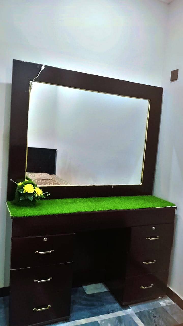 Mirror Dressing table 1