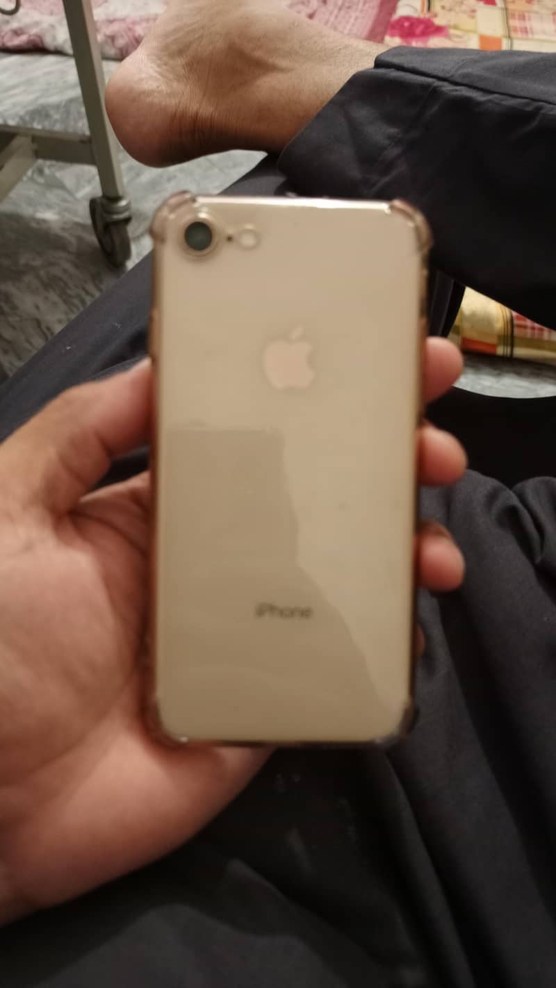 Apple iPhone 8 2