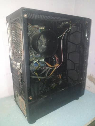 selling full gaming setup