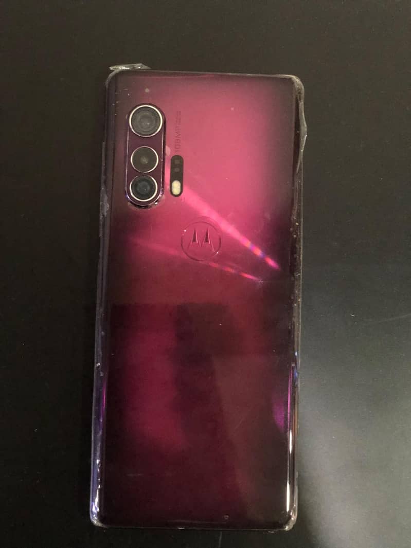 Moto Edge plus 0