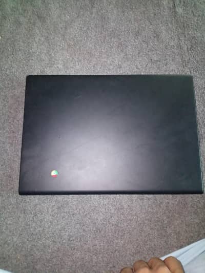 laptop  chrome book for sale 10/10 condition
