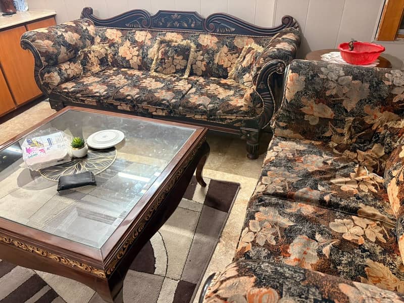 Wood frame structured sofa set 0