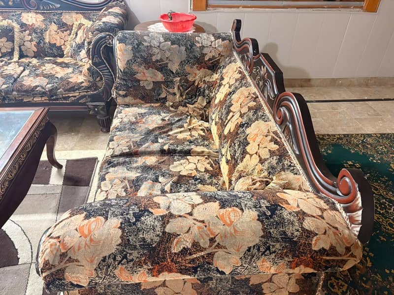 Wood frame structured sofa set 6