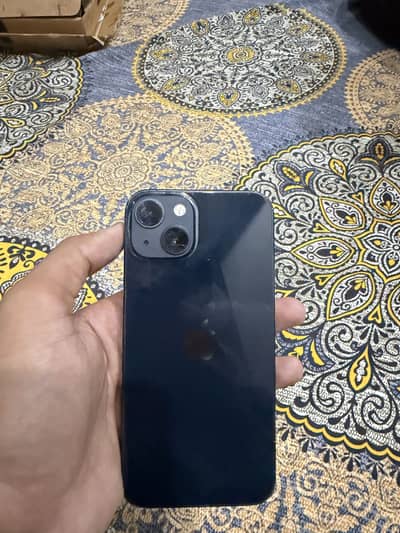 Apple iPhone 13