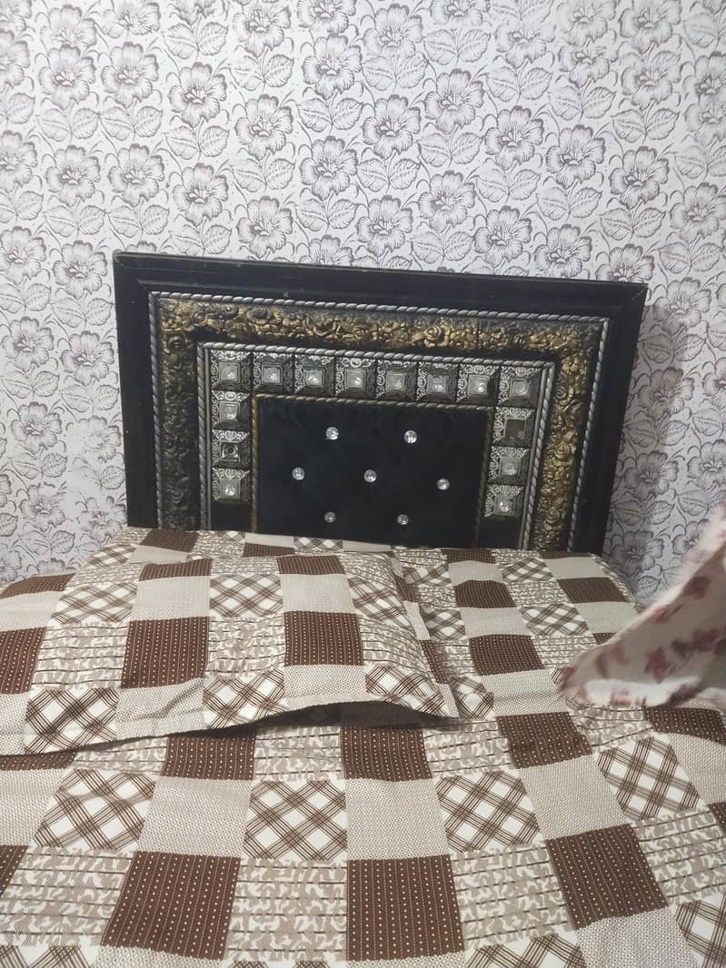 2 x single bed 0
