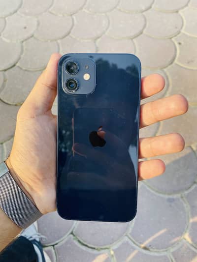 Apple iPhone 12