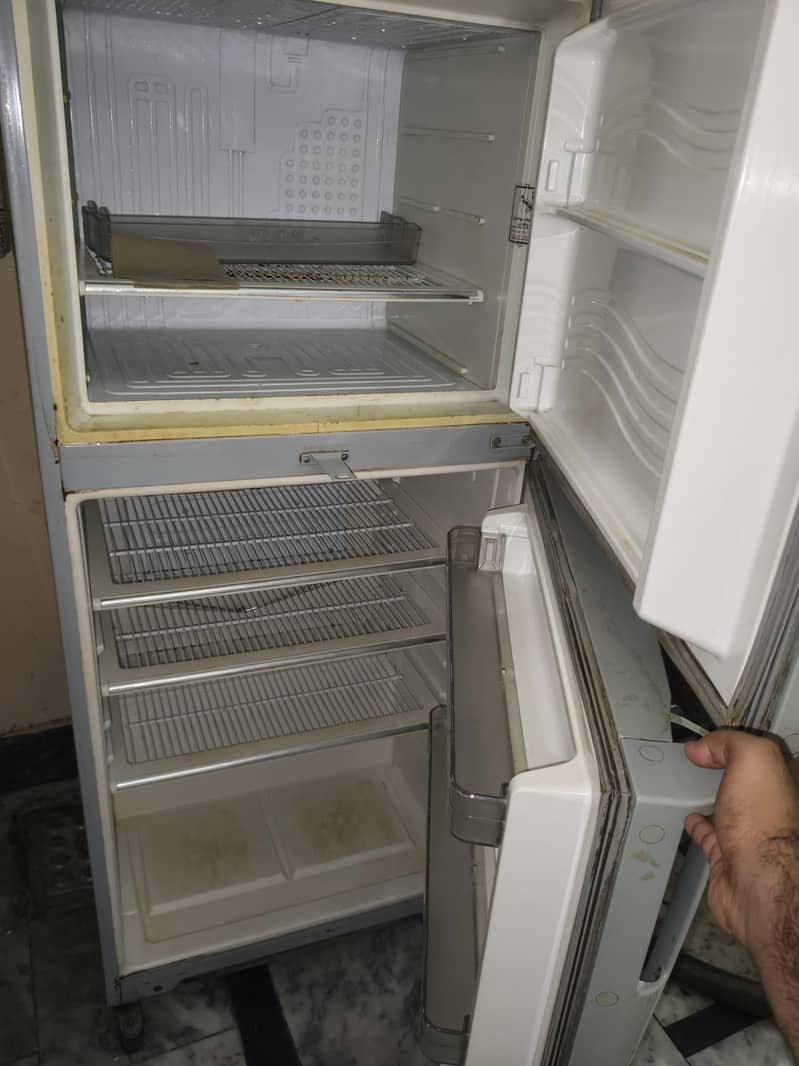 Dawlance Fridge 4