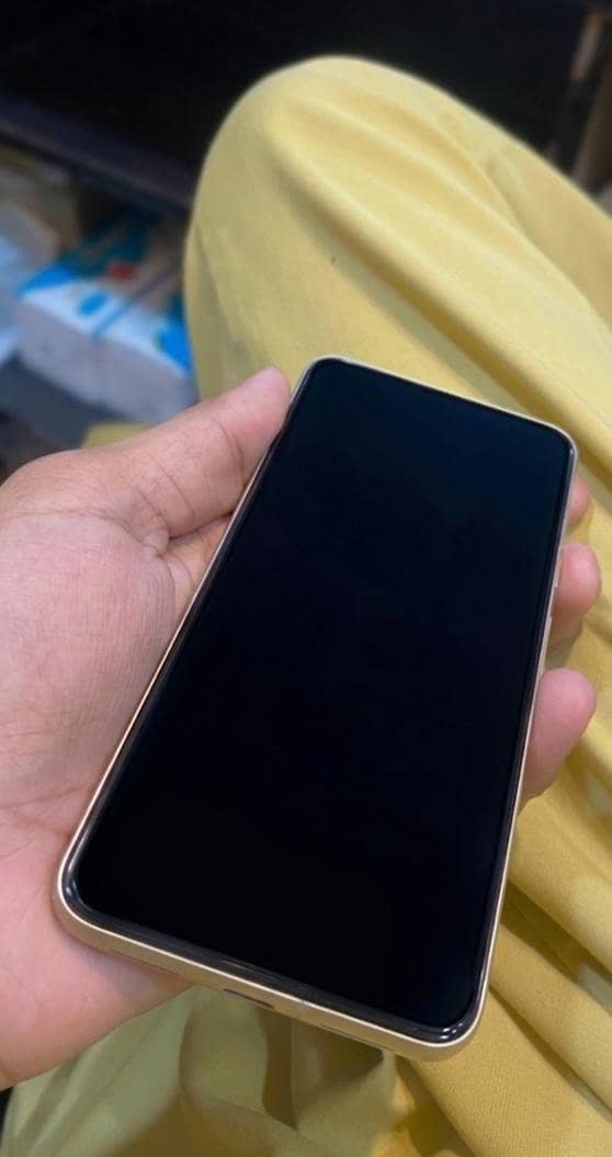 Google Pixel 8 1