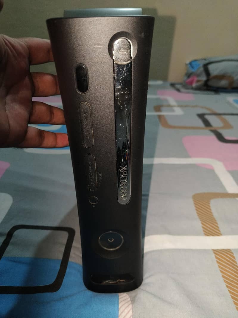 Xbox 360 Console with Controller & Games | Excellent Condition 1
