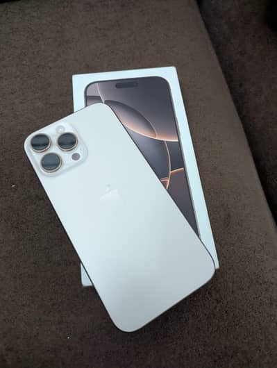 iPhone 16 Pro Max Desert Color JV