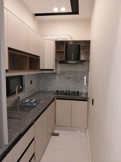 10 Marla First Floor For rent Ali park Lahore cantt 03008878186