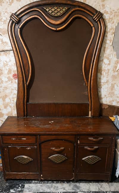Dressing Table for sale Urgent