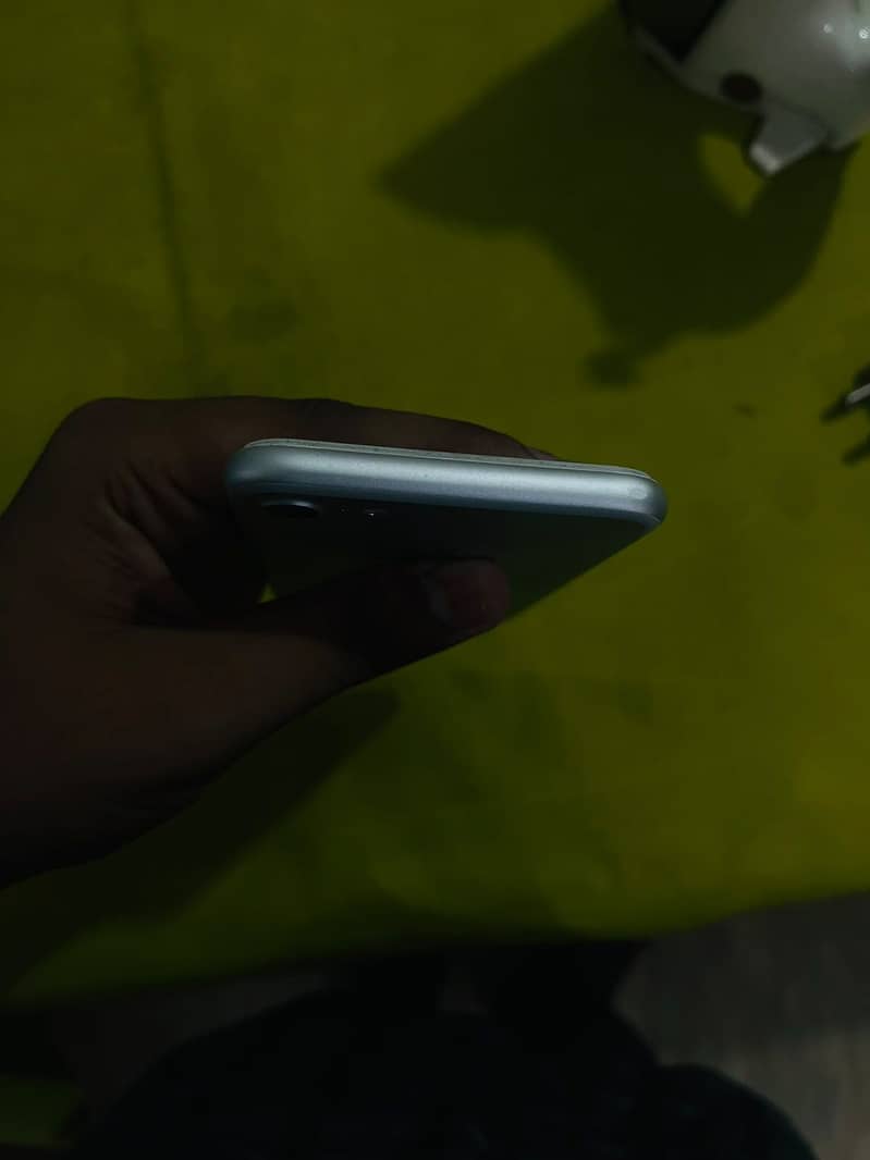 Apple iPhone 7 5