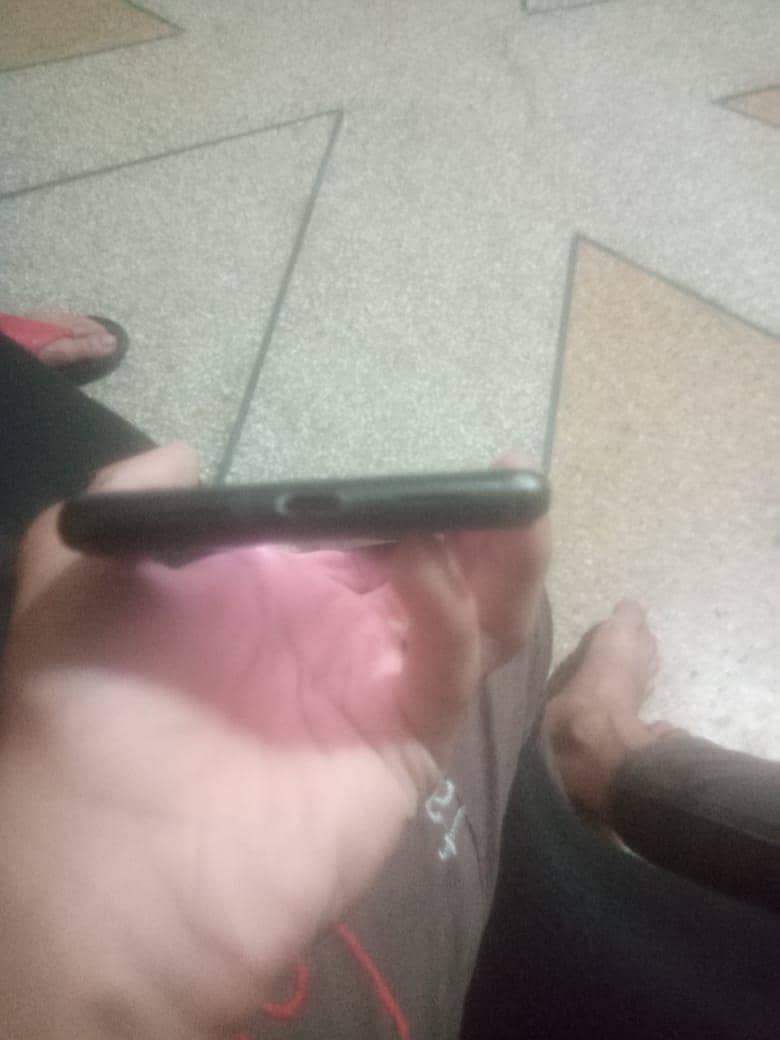 Google Pixel 6 4