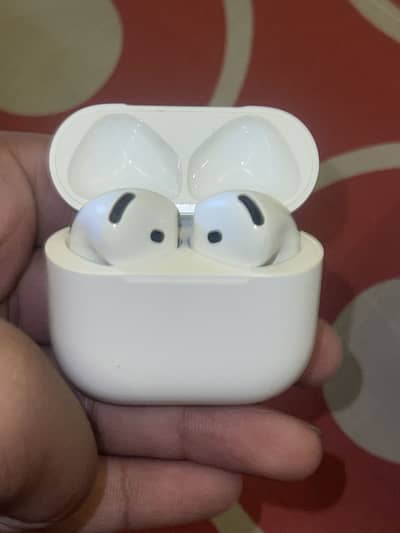 Apple airpods 4