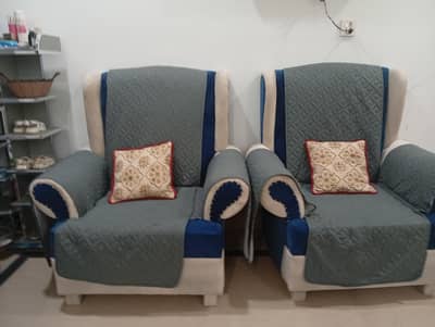 sofa seats two chairs