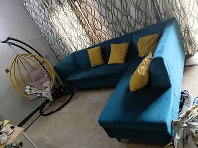 L shape sofa just like new