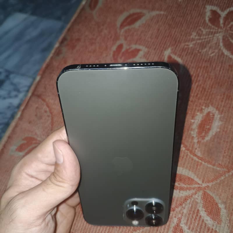 Apple iPhone 13 Pro Max 7