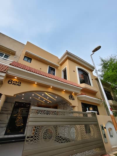 7 MRLA BRAND NEW DOUBLE UNIT HOUSE FOR SALE IN USMAN BLOCK PHASE 8