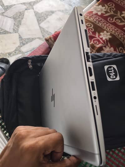 HP Elite Book 830 G5